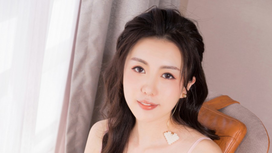 连凯琳头像